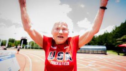 102-летняя спортсменка «Ураган» установила два мировых рекорда