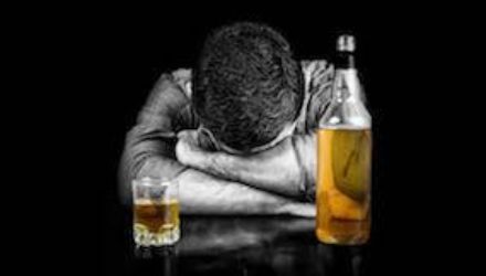 Медики назвали новые причины алкоголизма