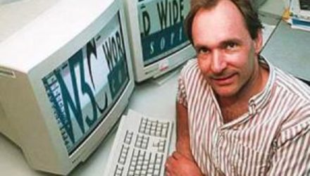 Создатель Интернета поделился своими опасениями о будущем Сети