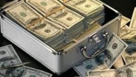 Какие знаки зодиака могут заработать миллион