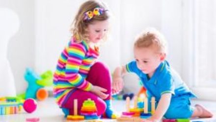 Полезные игрушки для ребенка от 0 до 6 лет: как выбрать?