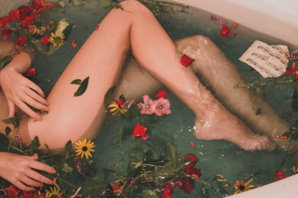 Солевые ванночки для ног: почему организм скажет вам за это «спасибо»