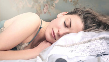 Очень здоровый сон: 7 ночных привычек, которые лечат не хуже врачей