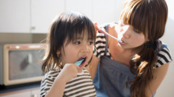Японская техника чистки зубов хамигаки: возможно, поэтому они меньше болеют