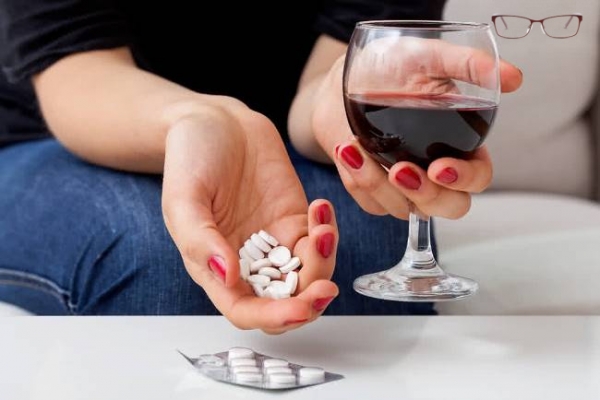 
Опасность употребления алкоголя в сочетании с лекарствами 