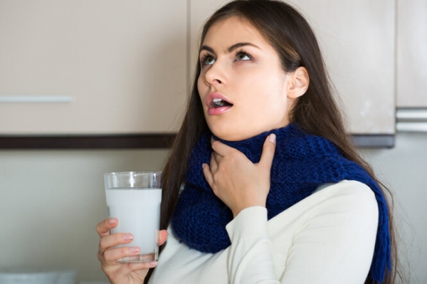 Что делать, если заболело горло: советы врача-отоларинголога