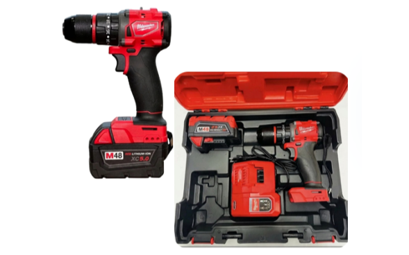 
				Шуруповерт Milwaukee 48V + 23 предмета			
